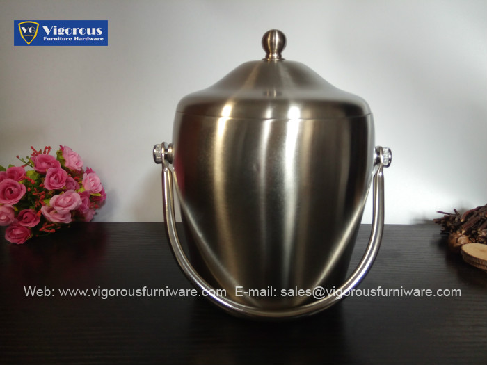 1L double layer stainless steel ice bucket with lid from www. vigorousfurniware.com