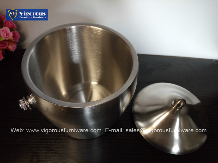3-1l-double-layer-stainless-steel-ice-bucket-with-lid-from-www-vigorousfurniware-com
