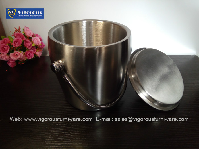 5-1l-double-layer-stainless-steel-ice-bucket-with-lid-from-www-vigorousfurniware-com