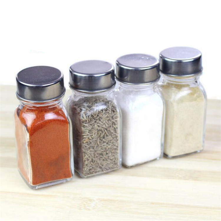 Glass salt & pepper set 1