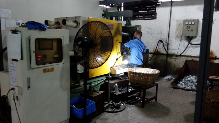 shenzhen-vigorous-die-casting-machine