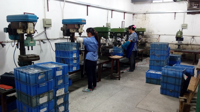 shenzhen-vigorous-hardware-workers