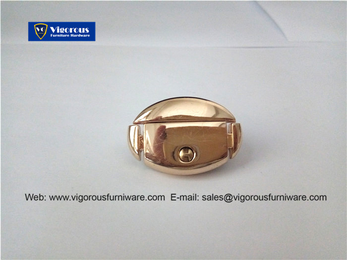 Vigorous hardware of handbag button lock gold plating wooden box lock59