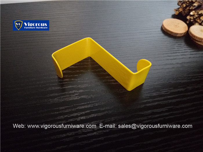 vigorous-manufacture-of-box-corner-hinge-lock-hook-and-handle100