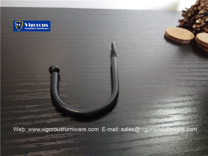 vigorous-manufacture-of-box-corner-hinge-lock-hook-and-handle201