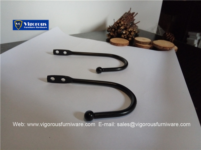 vigorous-manufacture-of-box-corner-hinge-lock-hook-and-handle220