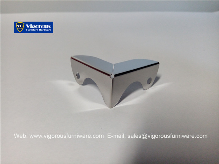 vigorous-manufacture-of-box-corner-hinge-lock-hook-and-handle63