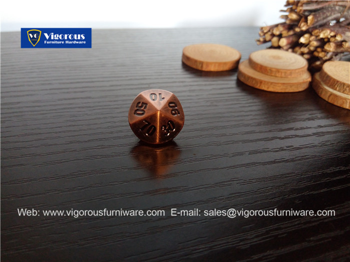 vigorous-manufacture-of-wooden-or-metal-or-plastic-dice-customize-design01