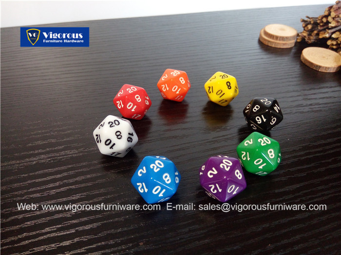 vigorous-manufacture-of-wooden-or-metal-or-plastic-dice-customize-design169