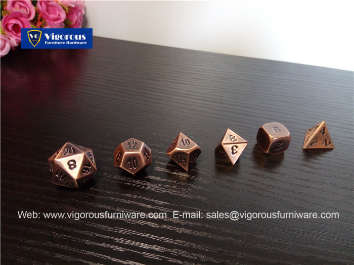 vigorous-manufacture-of-wooden-or-metal-or-plastic-dice-customize-design19