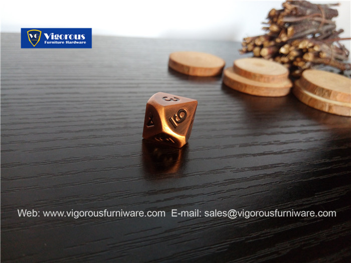 vigorous-manufacture-of-wooden-or-metal-or-plastic-dice-customize-design194
