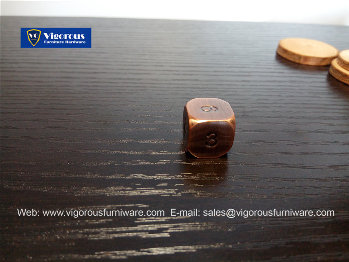 vigorous-manufacture-of-wooden-or-metal-or-plastic-dice-customize-design23