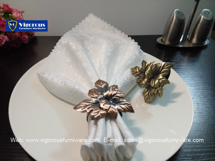 vigorous-tableware-leaves-antique-bronze-plating-napkin-ring-napkin-holder-8