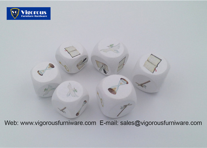Wooden Dice with Color Pattern 3cm 4cm Customized Dice Vigorous Manufacture Wooden Dice 3