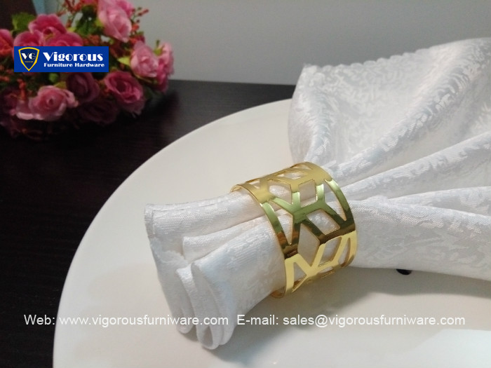 metal-gold-finish-napkin-ring-napkin-holder-2