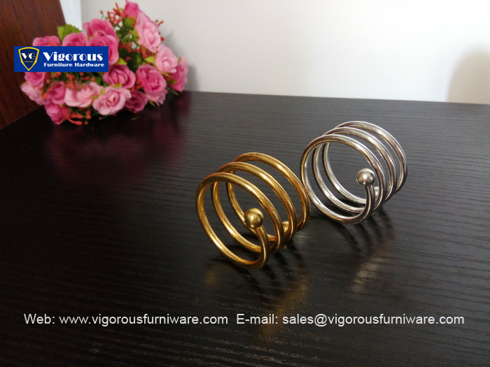 metal-tableware-gold-and-silver-finish-napkin-ring-napkin-holder-4