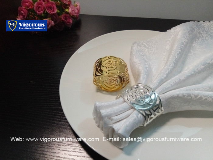 metal-tableware-gold-and-silver-plating-rose-napkin-ring-napkin-holder-2