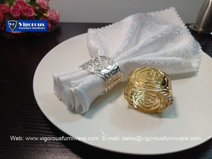 metal-tableware-gold-and-silver-plating-rose-napkin-ring-napkin-holder-3