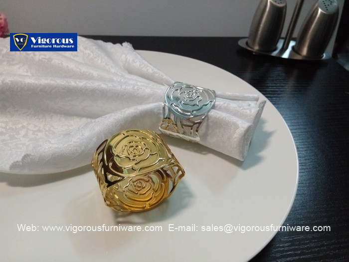 metal-tableware-gold-and-silver-plating-rose-napkin-ring-napkin-holder-4