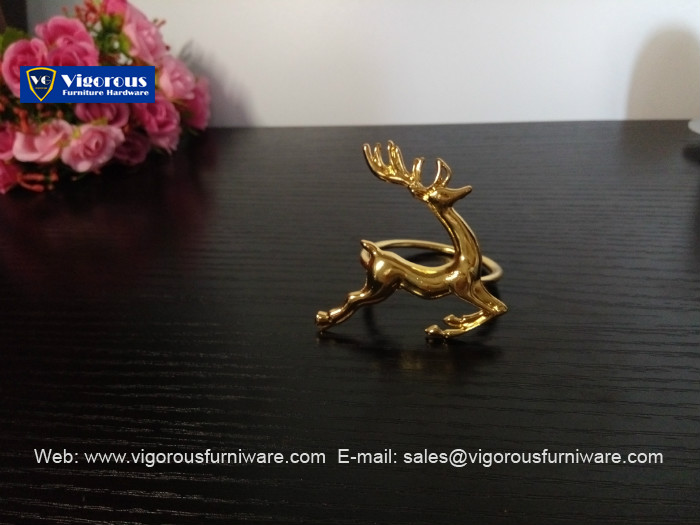 metal-tableware-gold-color-reindeer-napkin-ring-napkin-holder-4