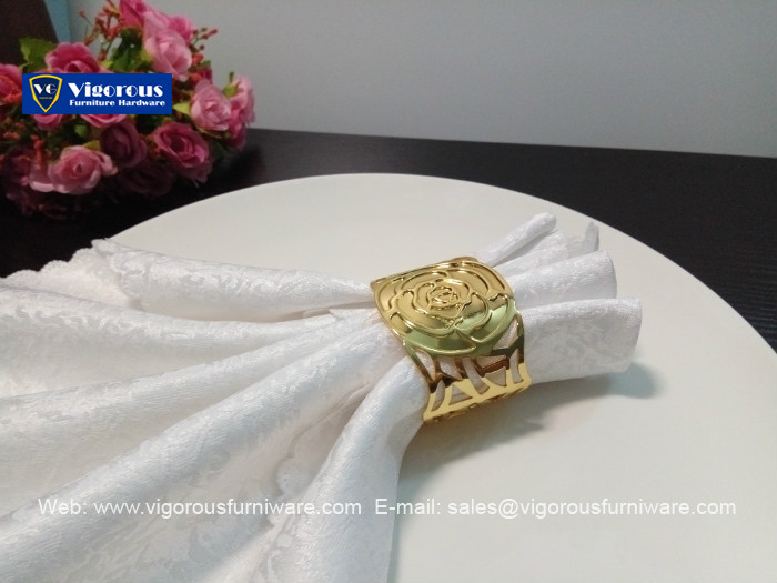 metal-tableware-gold-plating-rose-napkin-ring-napkin-holder-4