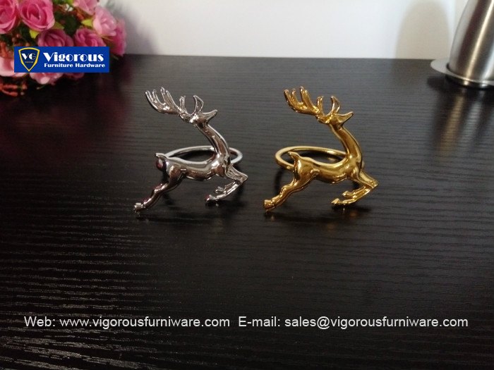 metal-tableware-silver-and-gold-color-reindeer-napkin-ring-napkin-holder-4
