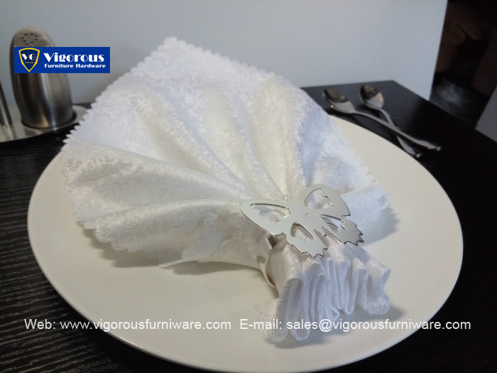 metal-tableware-silver-color-butterfly-napkin-ring-napkin-holder-2