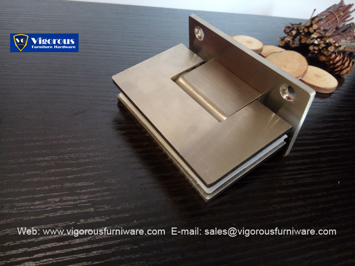 shenzhen-vigorous-manufactures-glass-door-hinge-10