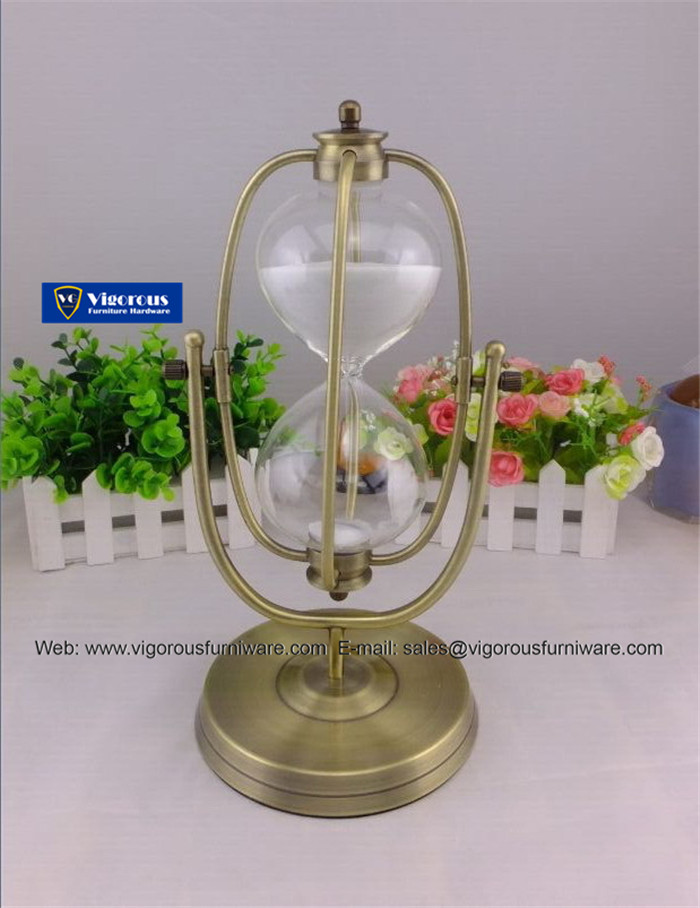 shenzhen vigorous furniture hardware hourglass nameplate candle holder03